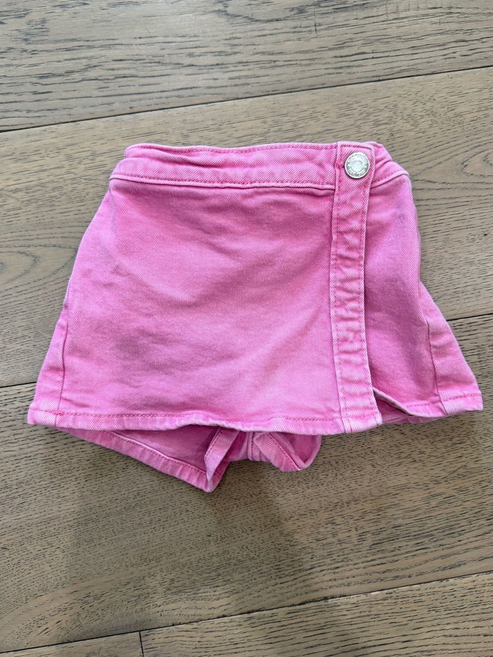 Baby Gap Pink Vintage Wash Denim Skort – Size 2Y